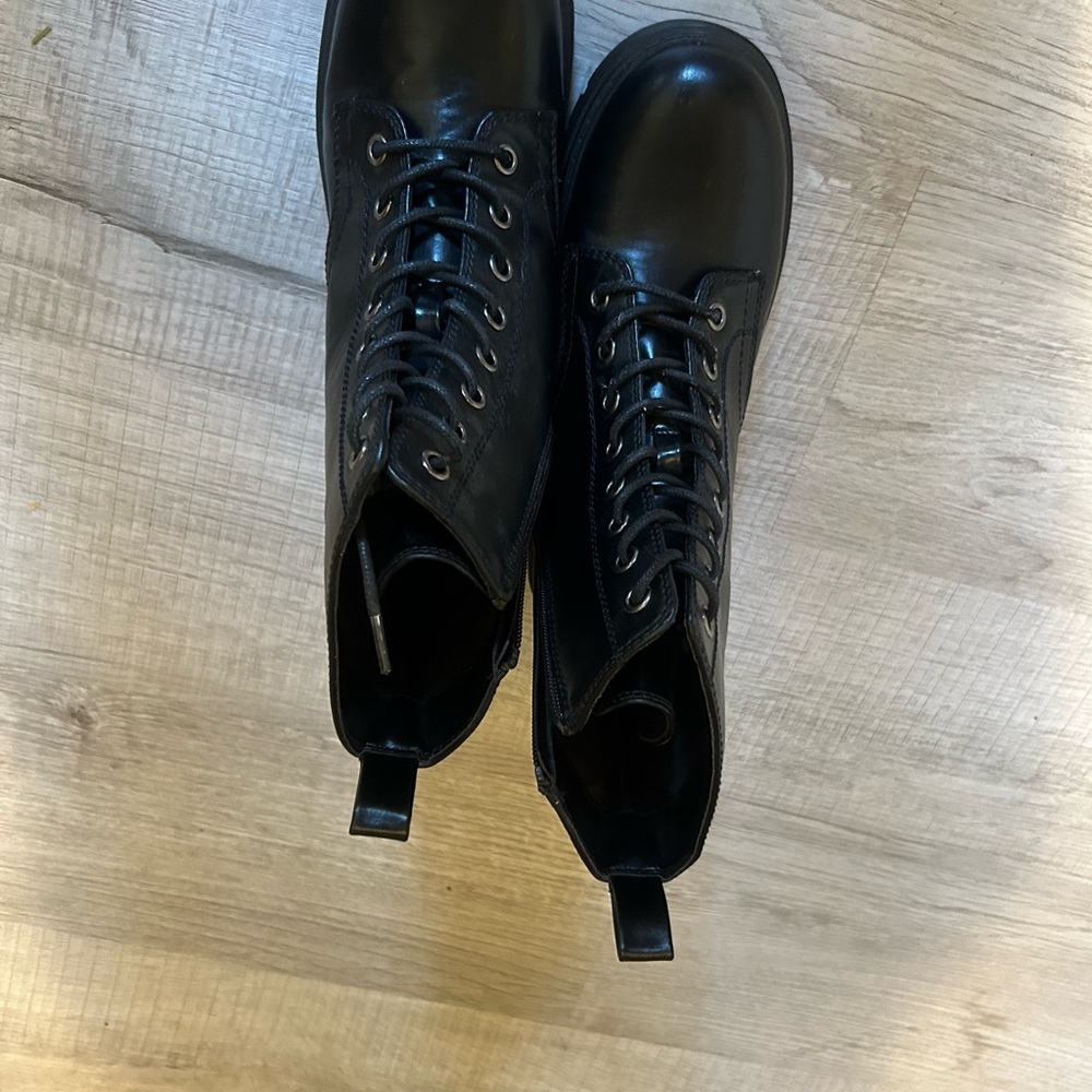 Kohl's Black Combat Boots Rugged Leather Ankle-High